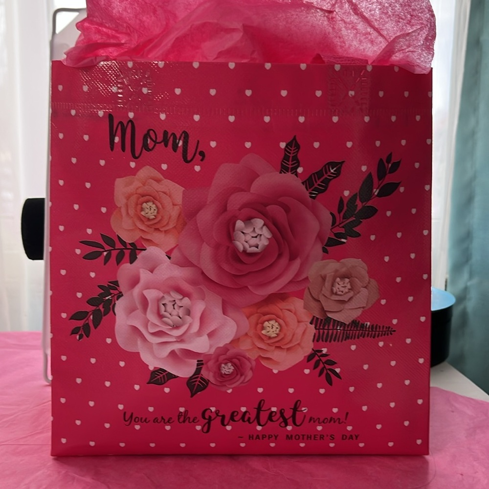 Beautiful Mother’s Spa Gift Set! - Picture 3 of 12